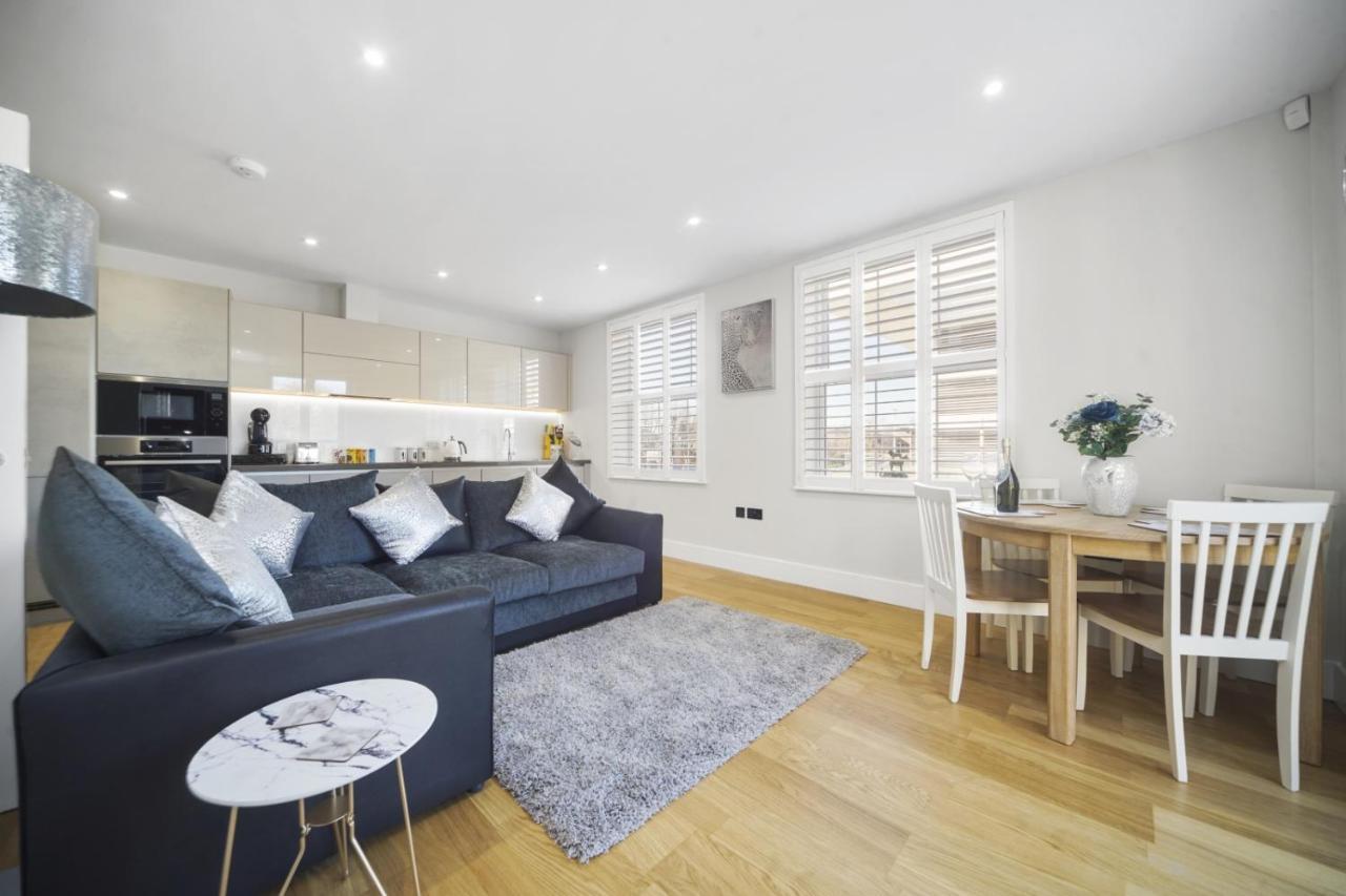 Flat 1 Bridge House Daire Staines-upon-Thames Dış mekan fotoğraf