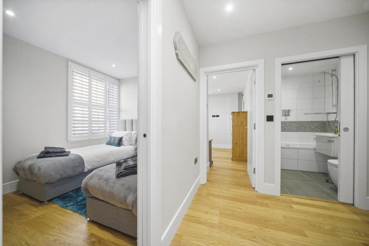 Flat 1 Bridge House Daire Staines-upon-Thames Dış mekan fotoğraf
