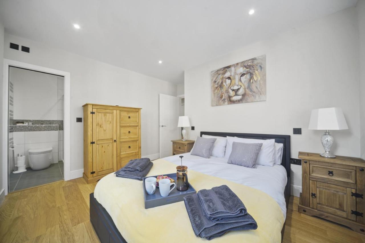 Flat 1 Bridge House Daire Staines-upon-Thames Dış mekan fotoğraf